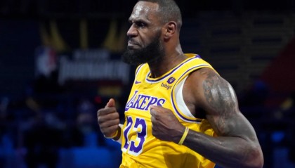 5.82亿历史第一！老詹22年生涯签了多少份合同？未来有望再创新高